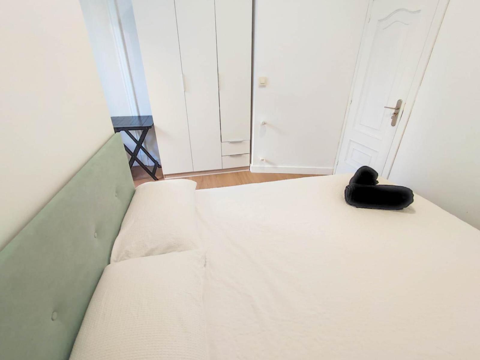 Hostal Airinos De Vigo Bagian luar foto